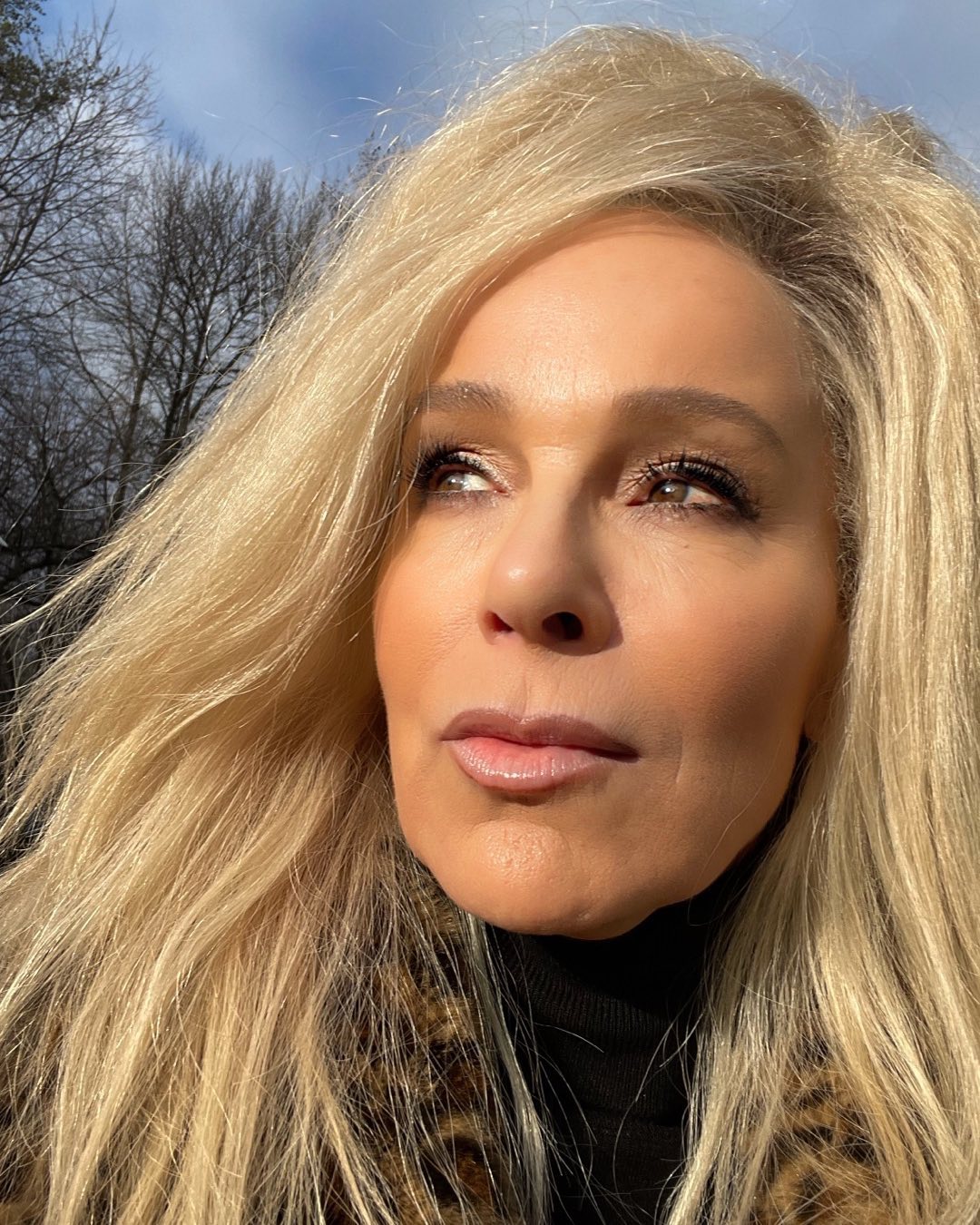 Вы бы ее никогда не узнали: как сейчас выглядит Бейби из "Грязных танцев" (фото)